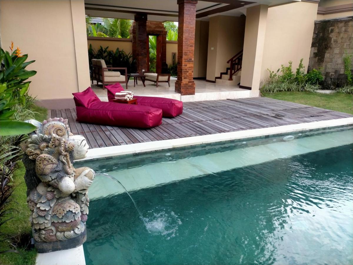 The Grand Villandra Resort Lovina Exterior photo